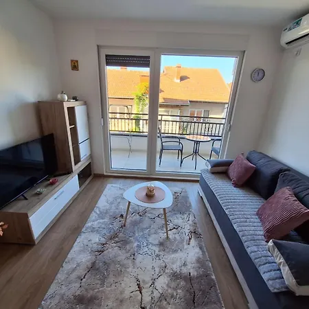 Apartment Sara