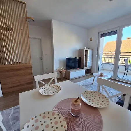 Apartment Sara